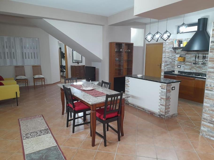 Casa Vacanze A 2 Minuti Dal Mare Avola Exteriör bild